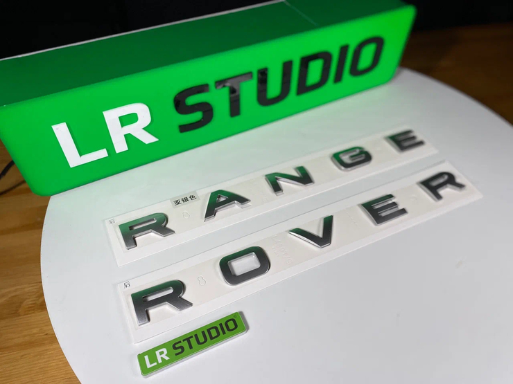 Буквы Range Rover L460 серые глянцевые 2022+ на крышку багажника