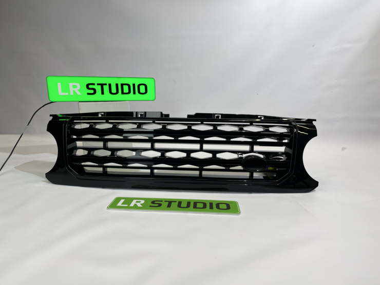 Решетка черная Land Rover Discovery 4 (до 2014 г.в.) в стиле Discovery 4+