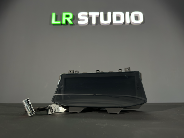 Приборная панель Range Rover qled 12.3
