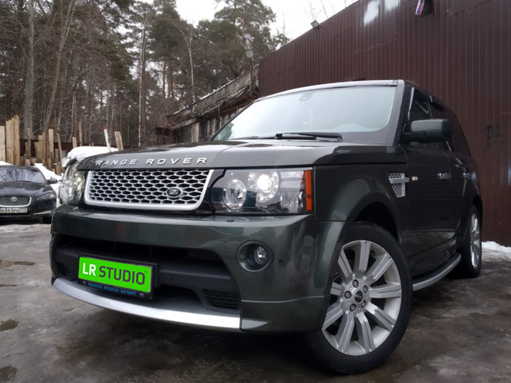 Комплект решеток Range Rover Sport 2010-2012 черные на сером