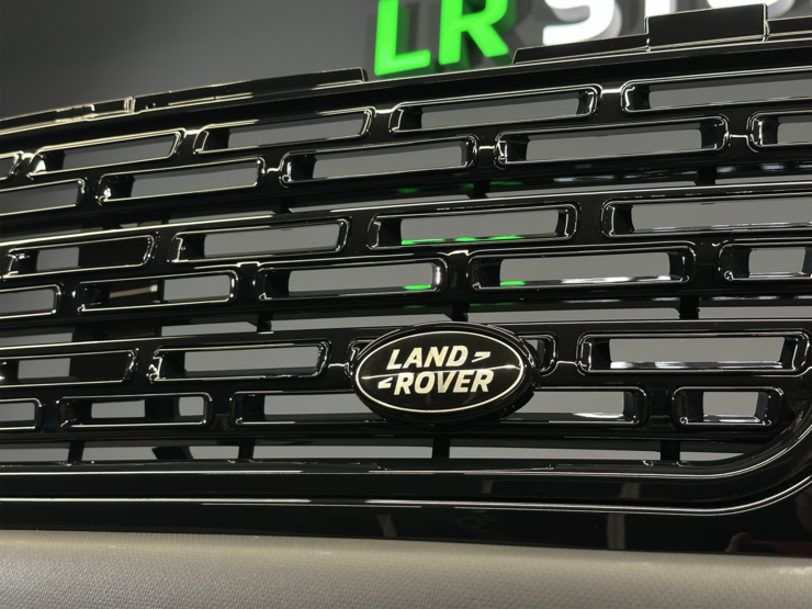 Решетка Range Rover 2005-2009 стиль 2013 SVA черная
